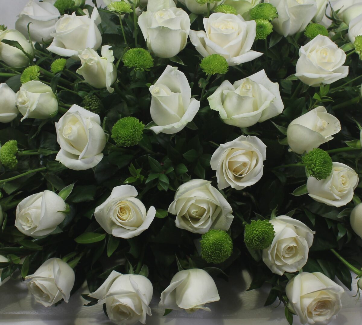 Gerbe de roses blanches